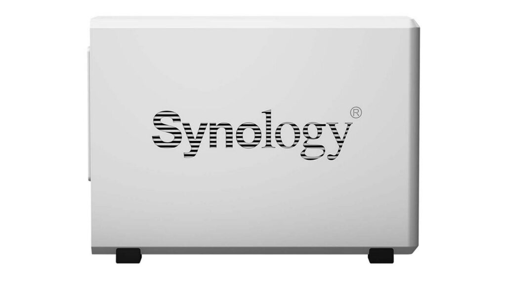 Thiết bị lưu trữ NAS Synology DS220J (2-Bay | Realtek RTD1296 | RAM 512MB | USB 3.2 )