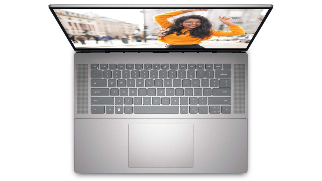 Laptop Dell Inspiron 16 5620 N6I7000W1 (i7-1260P | RAM 16GB | SSD 512GB | MX570 | 16-FHD | Win11 | Bạc)