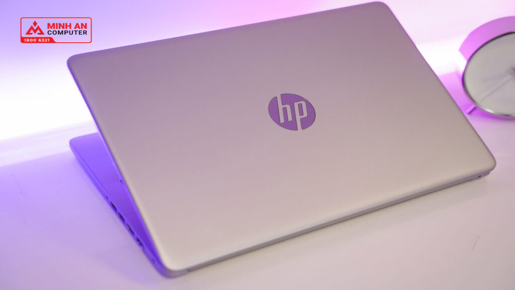 Laptop HP Notebook 240 G8 (342G7PA) (14 inch HD | i3 1005G1 | RAM 4GB | SSD 256GB | DOS | Silver)