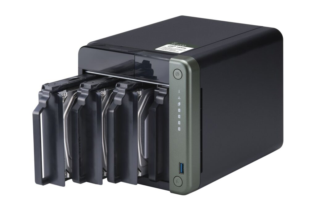 Thiết bị lưu trữ QNAP TS-453D-8G (4-Bay | Celeron J4125 | RAM 8GB | M.2 PCIe | 2.5 GbE | USB 3.2) 8 Thiết bị lưu trữ QNAP TS-453D-8G (4-Bay | Celeron J4125 | RAM 8GB | M.2 PCIe | 2.5 GbE | USB 3.2)