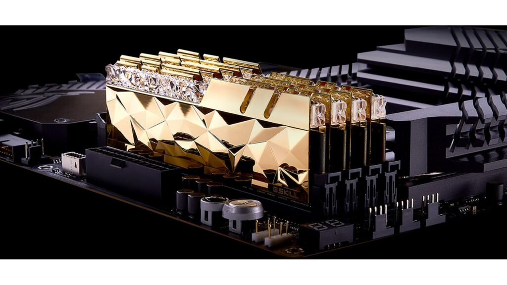 RAM Desktop GSkill Trident Z Royal Elite 16GB (2x8GB) DDR4 3600MHz (F4-3600C16D-16GTEGC)