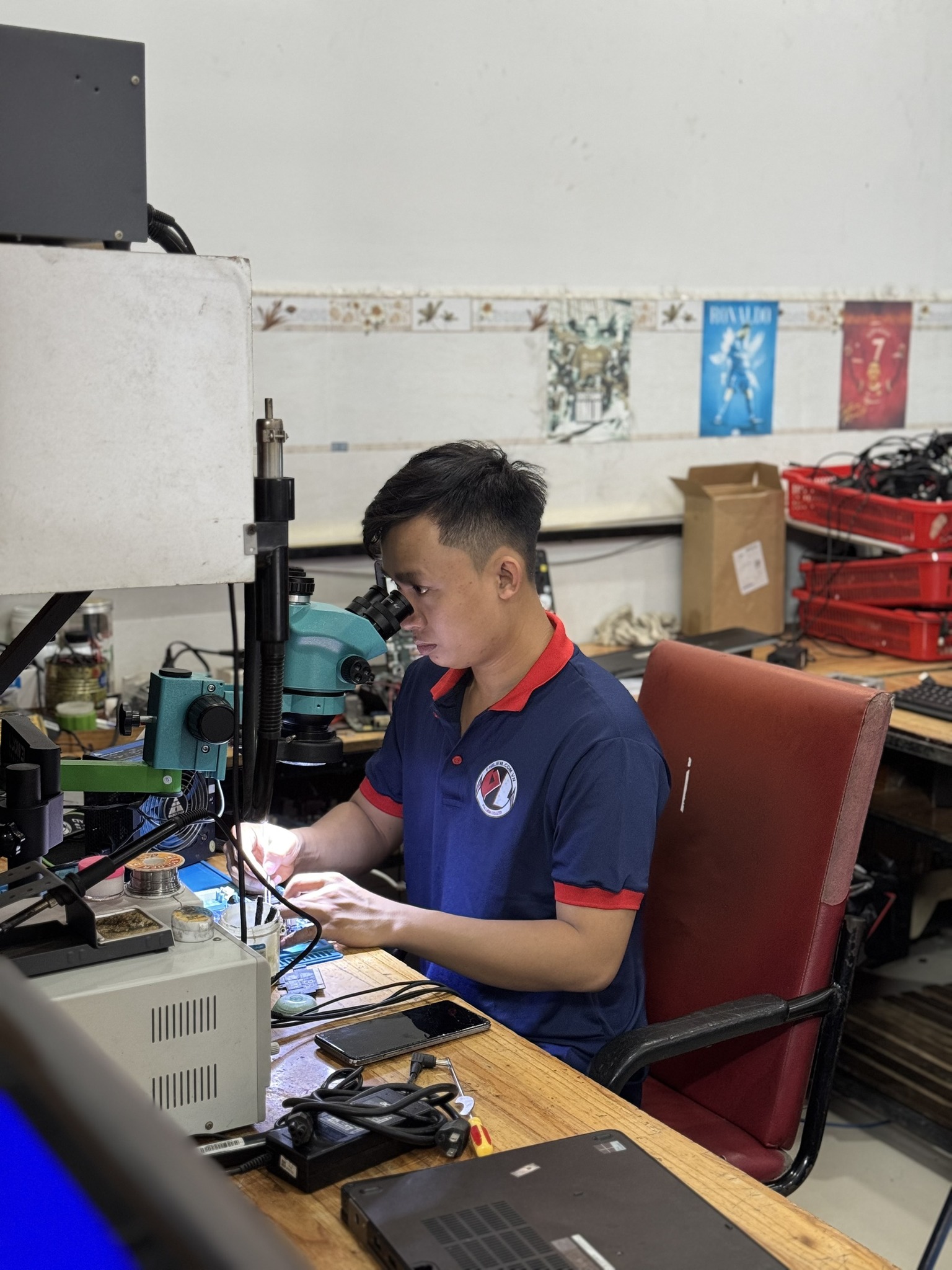 Sửa màn hình laptop tại Đà Nẵng.