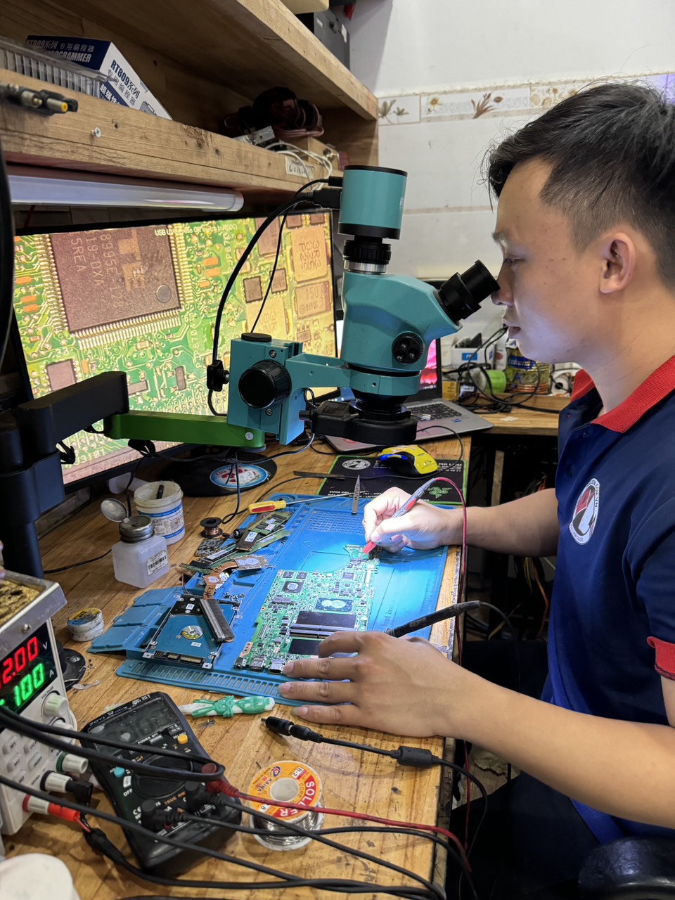 Dịch vụ sửa nguồn máy tính uy tín, nhanh chóng của Phi Liêm